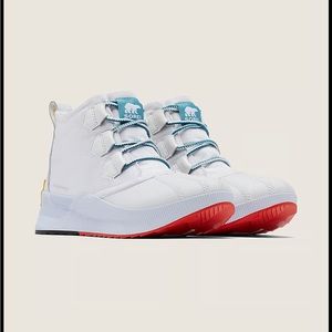 Sorel Women’s OUT N’ ABOUT Boots